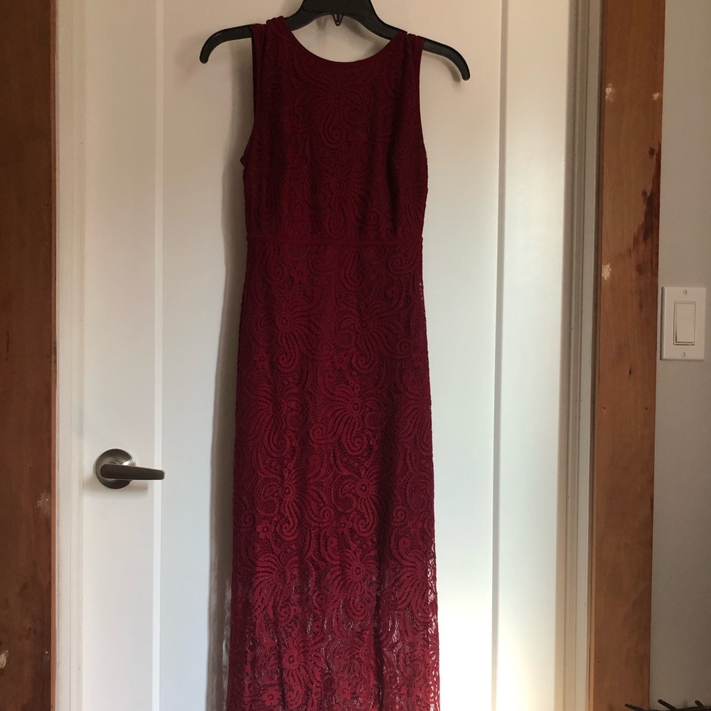 EnFocus lace burgundy dress